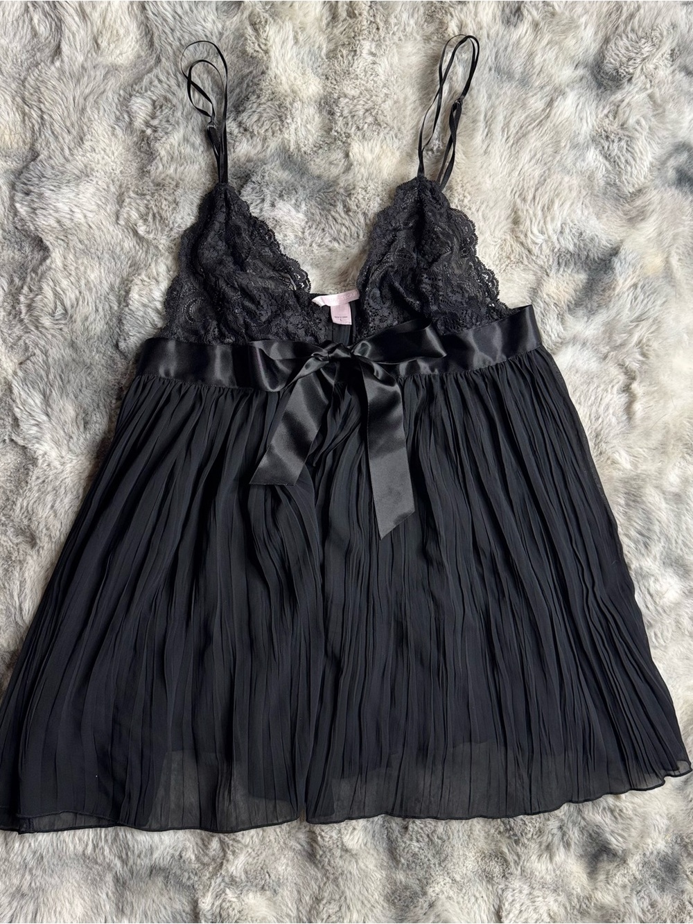 Victoria's Secret Black Lace & Satin Bow Babydoll Chemise